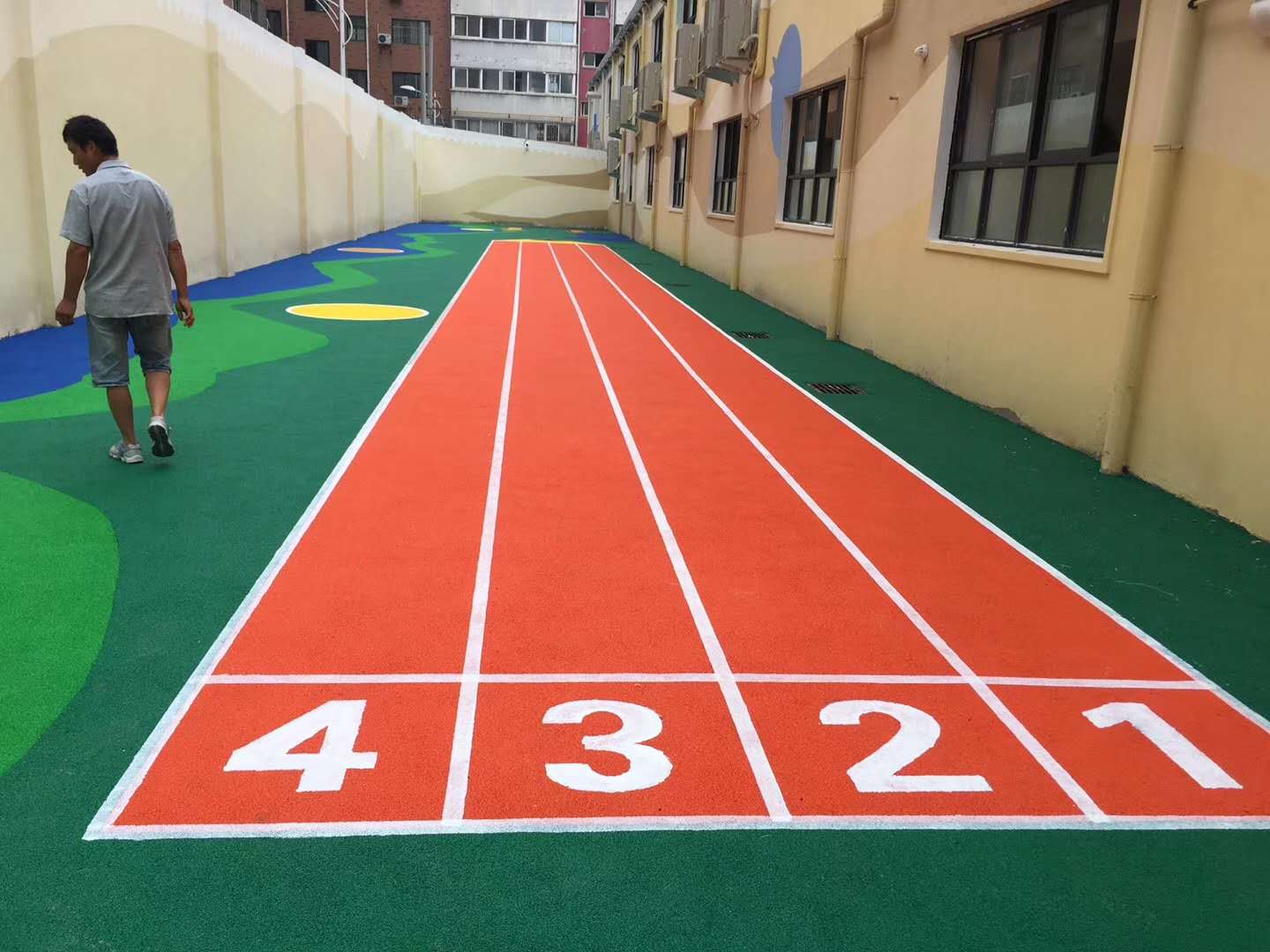 幼儿园EPDM塑胶场地